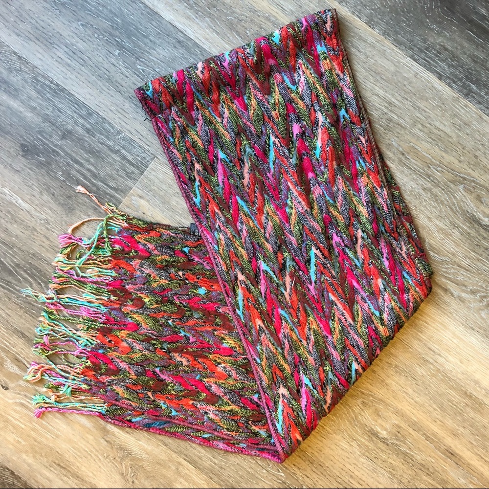 Beautiful Multicolored Scarf - Picture 4 of 5